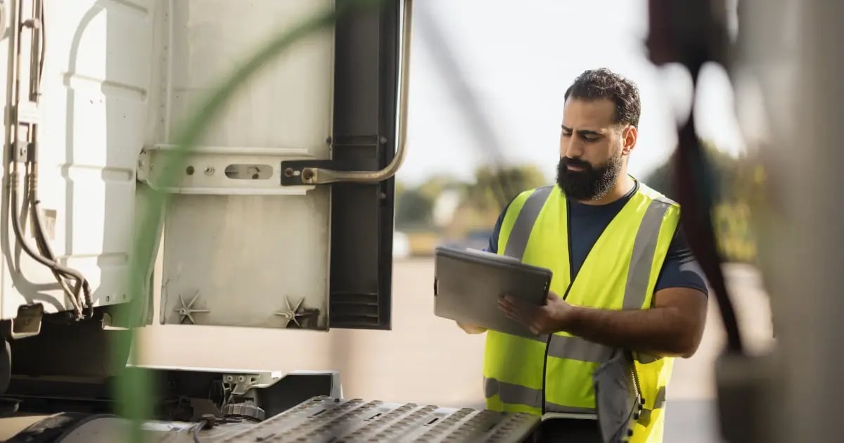jms-blog-top-insurance-questions-2-small-fleets-stay-competitive